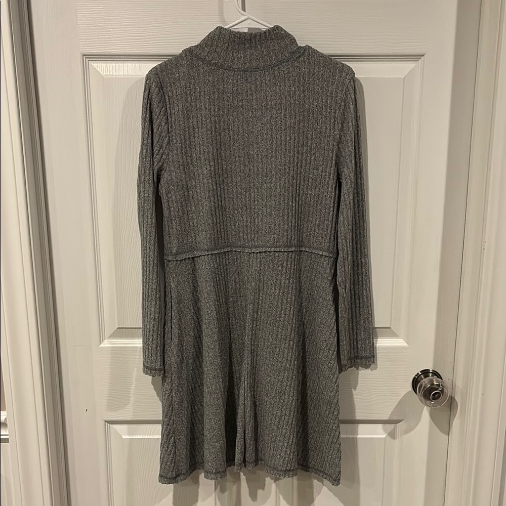 NWOT! Super soft Gray Ribbed Knit Turtleneck Dress - Picture 3 of 9